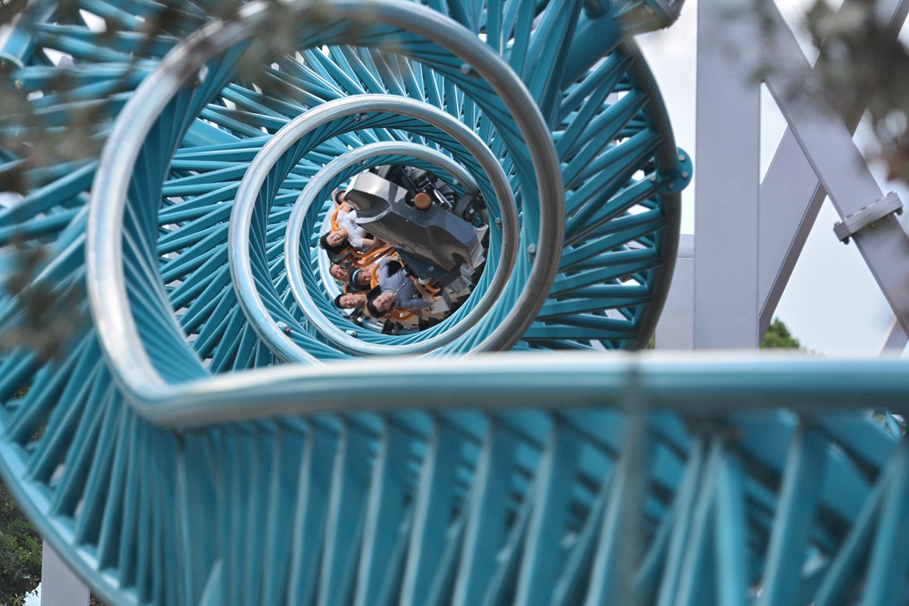 10 Inversion Coaster, Cinecitta World, Italien ©Intamin